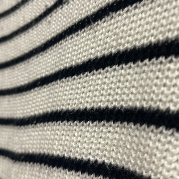 Ralph Lauren LRL Pullover Long Sleeve Striped Sweater - Picture 5 of 6